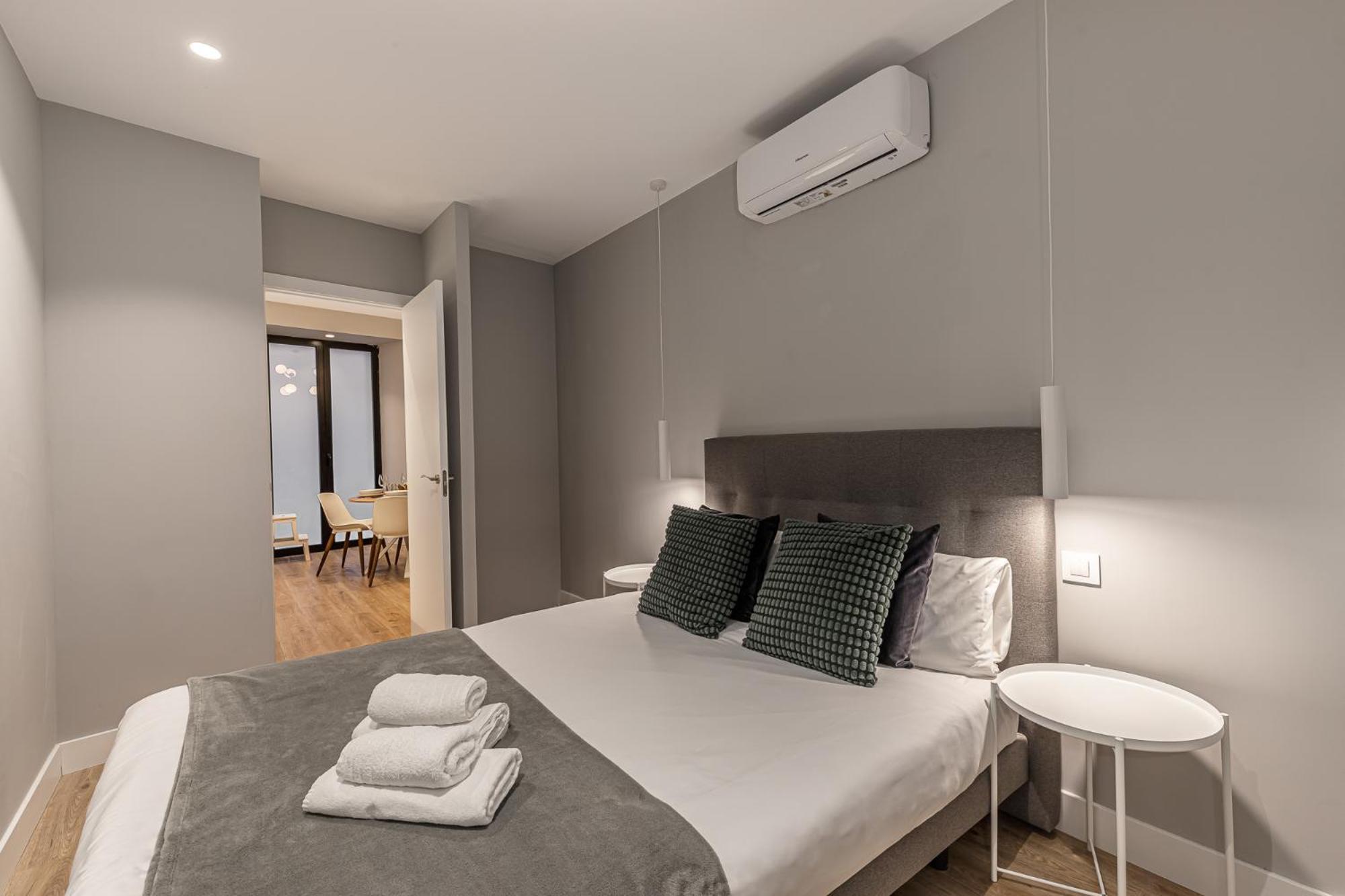 Waou Essence Iii Anton Martin - Corta Duracion Appartement
